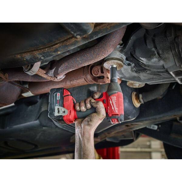 Milwaukee - M18 FUEL 18-Volt Lithium-Ion Brushless Cordless 3/8 in. Impact Wrench with Friction Ring Kit with Two 5 Ah Batteries