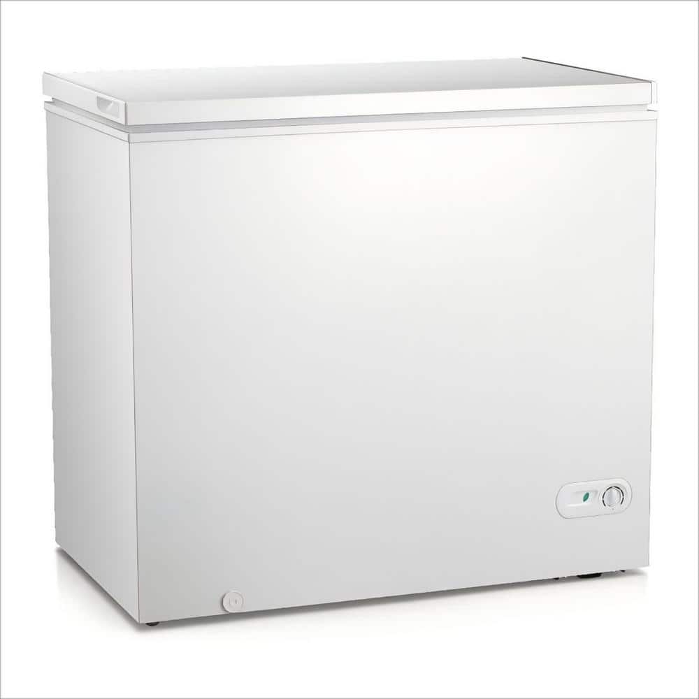 32 in. W 7.0 cu. ft. Manual Defrost Chest Freezer with Adjustable Temperature Controls in White Garage Ready price history on PriceWatchPro