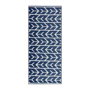 Amsterdam Navy Creme 2 ft. 3 in. x 6 ft. Reversible Recycled Plastic Indoor/Outdoor Area Rug