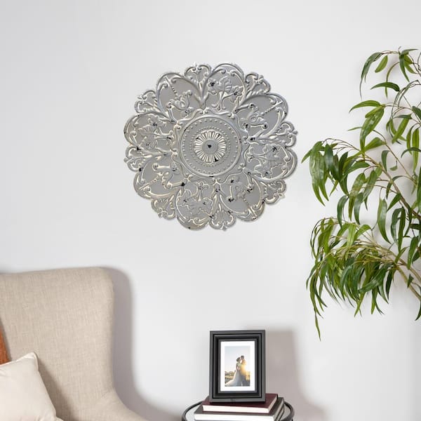 Stratton Home Decor Grey Metal Medallion Wall Decor S07730 - The