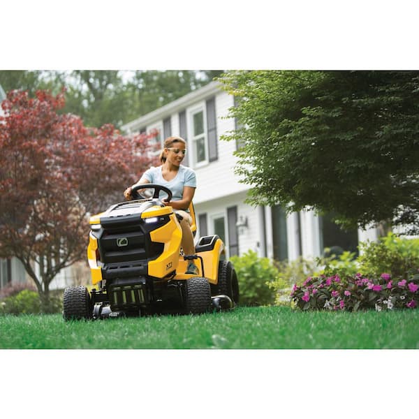 XT1 Enduro LT 42 in. 547cc Engine with Intelli Power Hydrostatic Drive Gas Riding Lawn Tractor