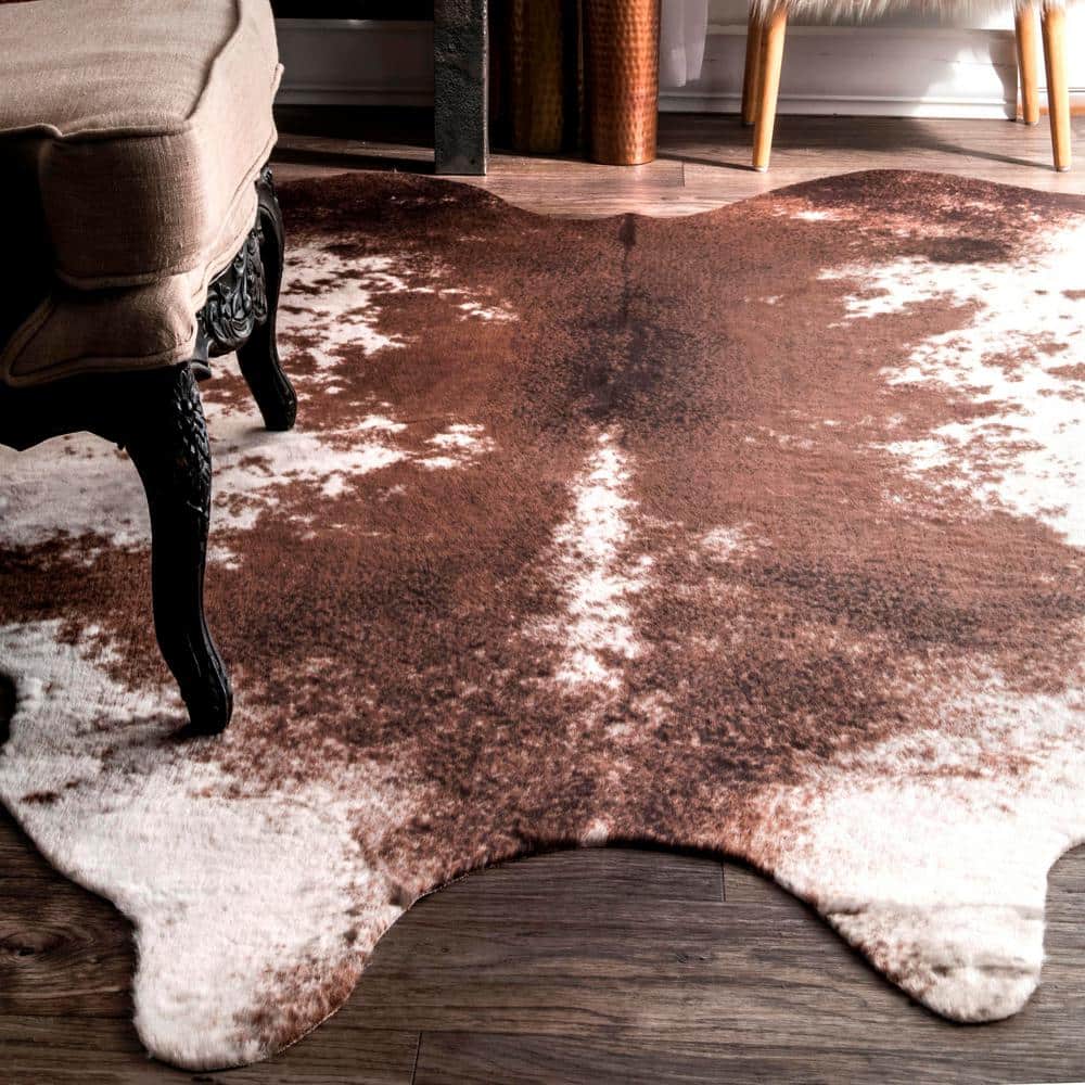 Rustic Square Easy-Care Faux Cowhide Area Rug, Brown 47"x6"