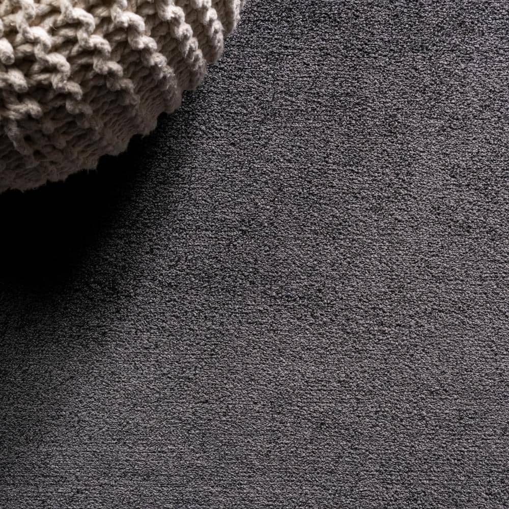 JONATHAN Y SUPERSOFT Haze Solid Low-Pile 5 x 5 (ft) Loomed Polypropylene Black Square Indoor Solid Farmhouse/Cottage Area rug