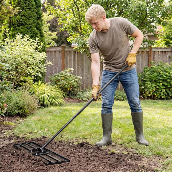 67 in. Lawn Leveling Rake Heavy-Duty Level Lawn Tool for Garden Backyard/Lawn Black