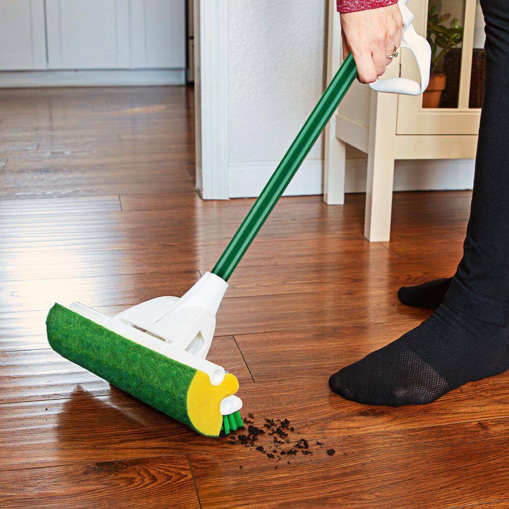 Libman Green and White Nitty Gritty Roller Mop with Scrub Brush