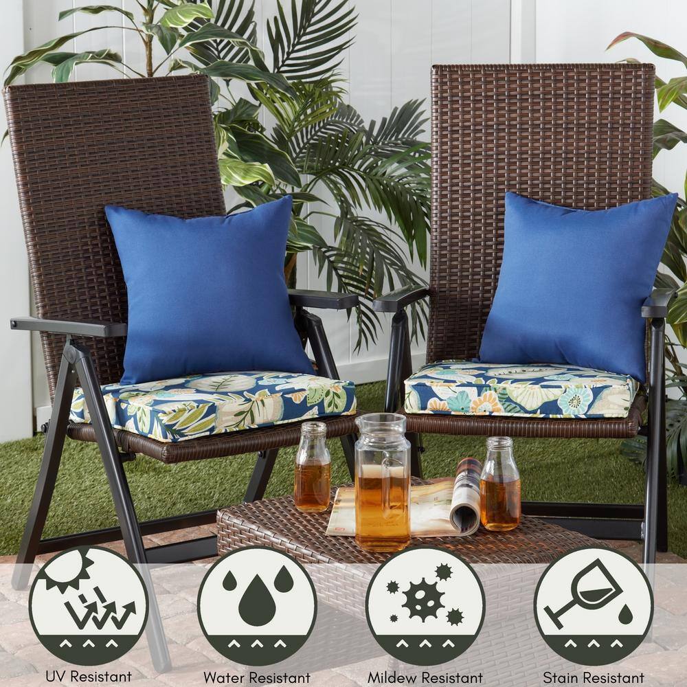 Black Aluminum Outdoor Lounge Chair with Blue Floral Cushion