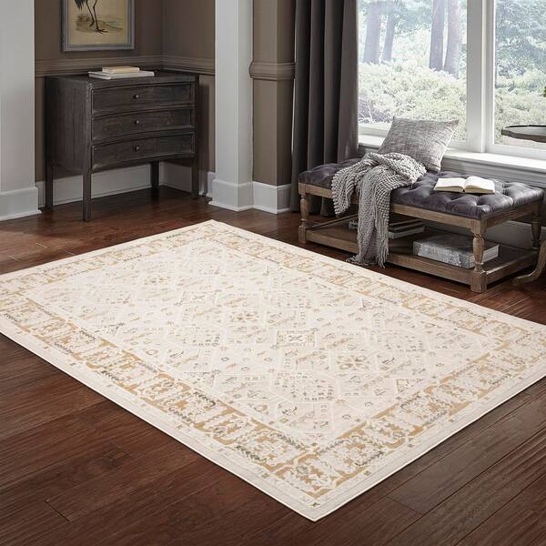Florentina Rust 2 ft. x 3 ft. Traditional Scatter Rug