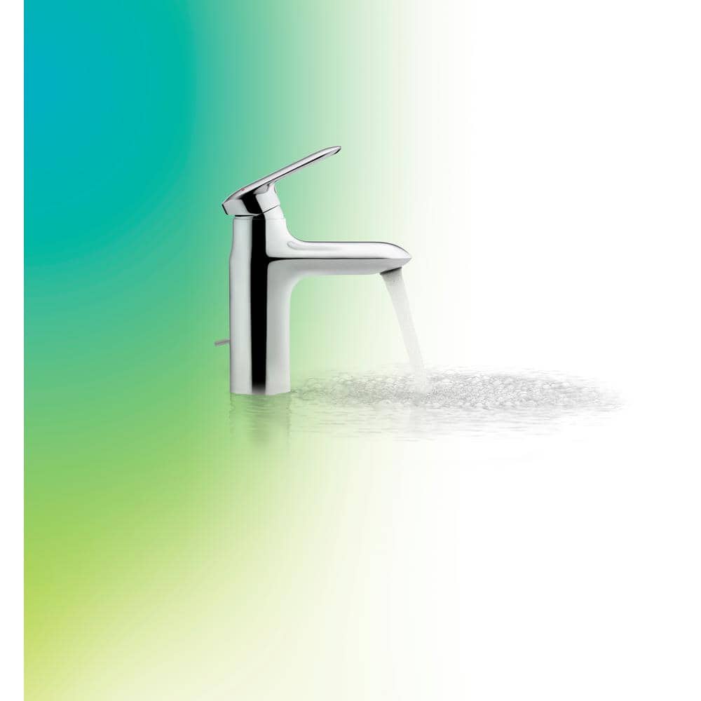 Sleek Polished Chrome Single-Handle Bathroom Sink Faucet