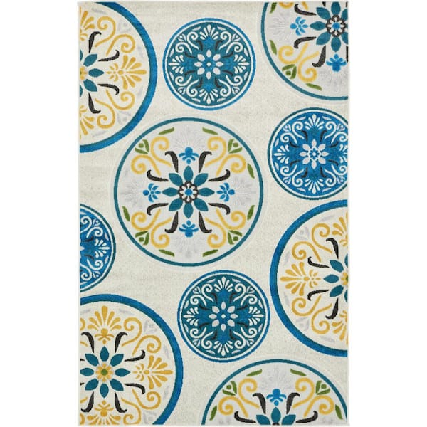 Indoor/Outdoor San Francisco Ivory 5' 0 x 8' 0 Area Rug