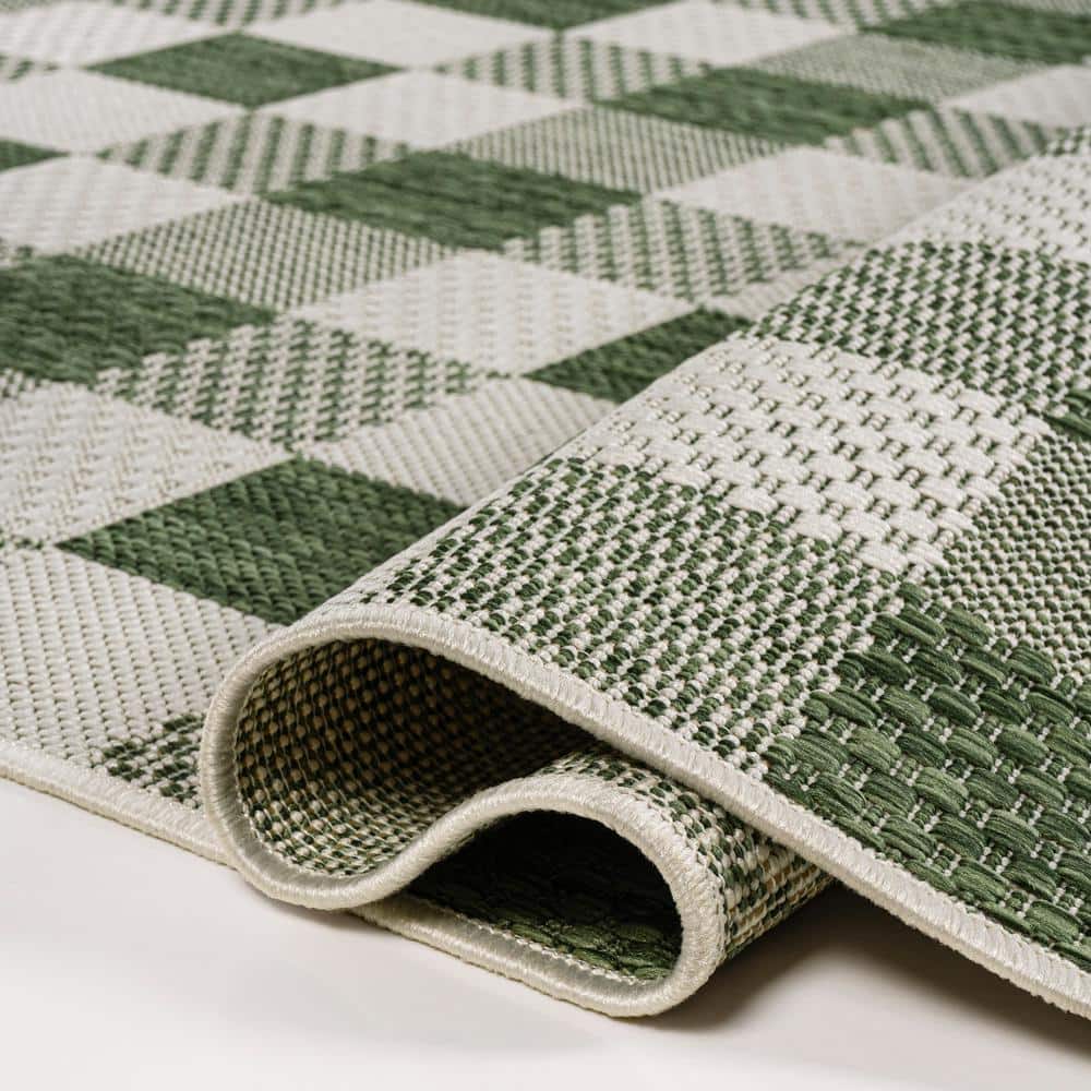 Darcy Green and Cream Geometric Synthetic Indoor/Outdoor Area Rug
