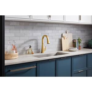 Riff Single-Handle Voice Activated Pull Down Sprayer Kitchen Faucet in Vibrant Brushed Moderne Brass