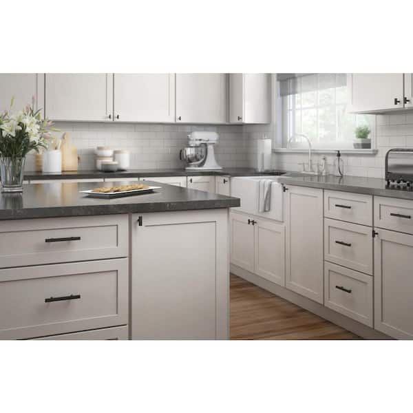 Square Bar 1-1/2 in. (38 mm) Modern Matte Black Cabinet Knob