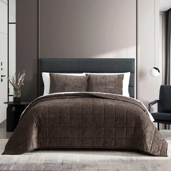 VERA WANG Chenille Box Solid 3-Piece Brown Polyester Reversible Queen Quilt Set