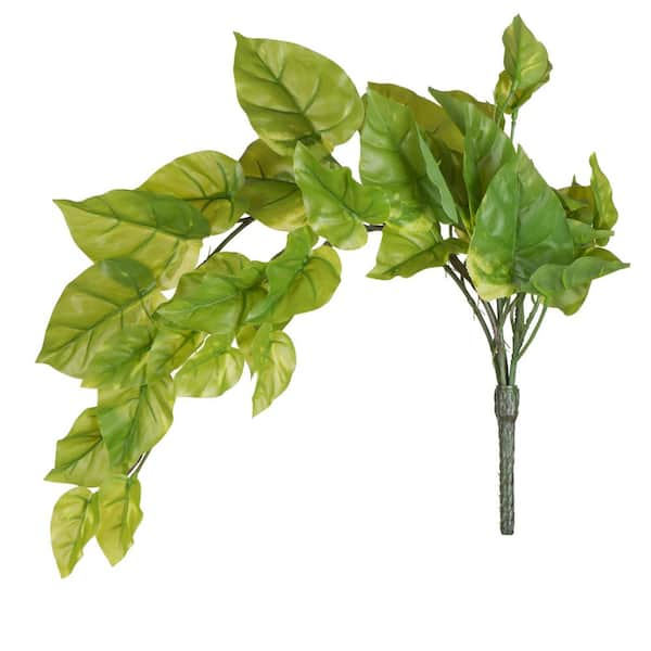 Vickerman 24 in. Green Artificial Pathos Leaf Bush Vine, Pack of 2 ...