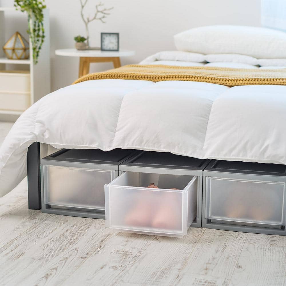 14 Quart Clear Stackable Plastic Storage Drawers, Set of 4