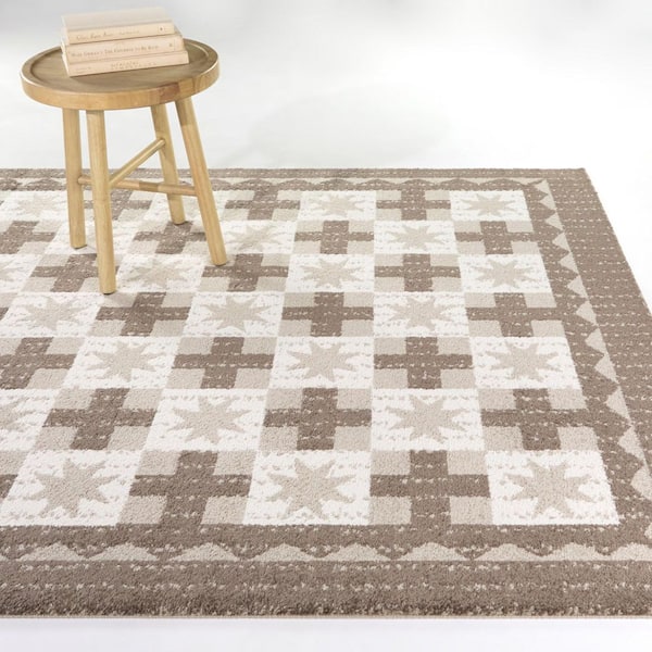 Birgitte Beige/Cream 7 ft. 10 in. x 10 ft. Star Checker Area Rug