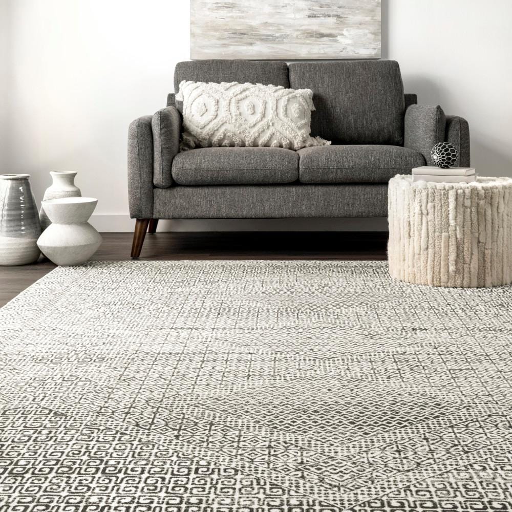 Sleek Gray Synthetic 14''x8'' Easy-Care Area Rug