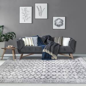 Remi Charcoal 3 ft. 6 in. x 5 ft. 6 in. Modern Geometric Diamonds Polyester Area Rug