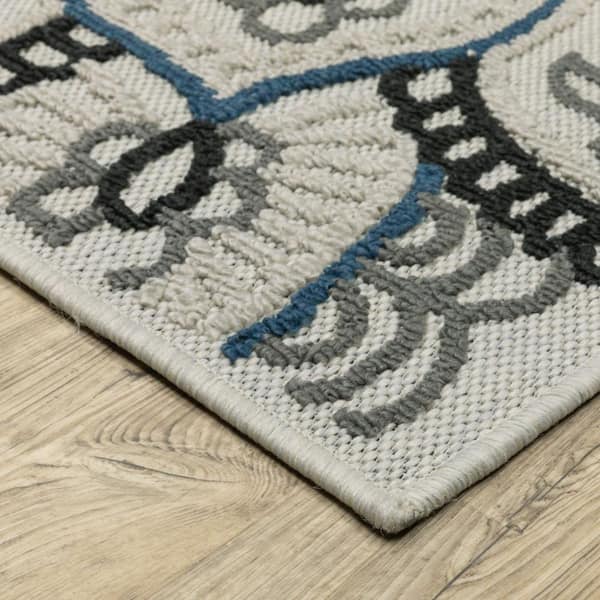 Blue, Beige 5 ft. x 7 ft. Loomed Geometric Polypropylene Rectangle Indoor/Outdoor Area Rug