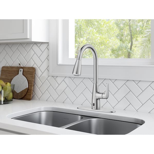 Colony Pro Touchless Single Handle Pull Down Sprayer Kitchen Faucet in Stainless Steel