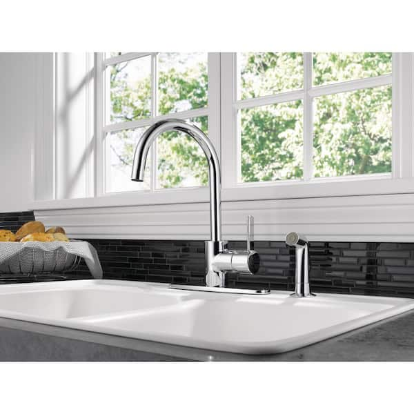 Apex Single-Handle Standard Kitchen Faucet with Side Sprayer in Chrome