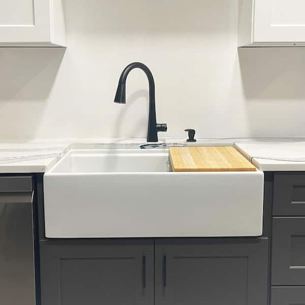 crisp-white-sinkology-