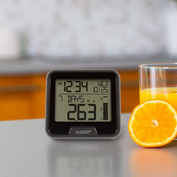 Wireless Digital Rain Gauge with Indoor Temperature