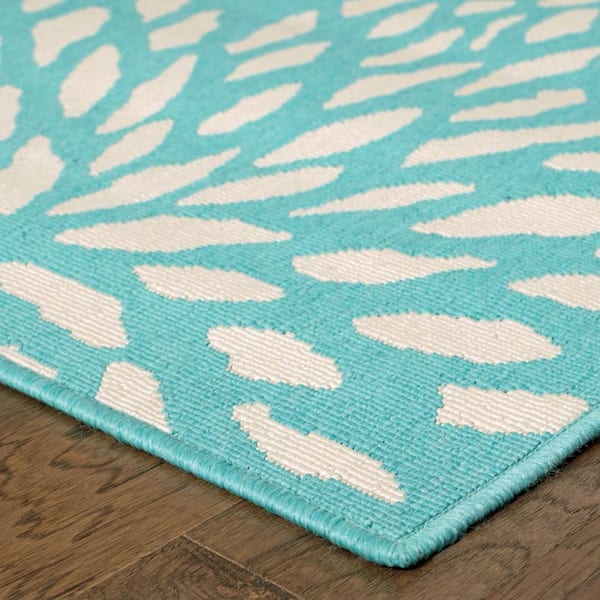 Blue, Ivory 9 ft. x 13 ft. Loomed Floral Polypropylene Rectangle Indoor/Outdoor Area Rug