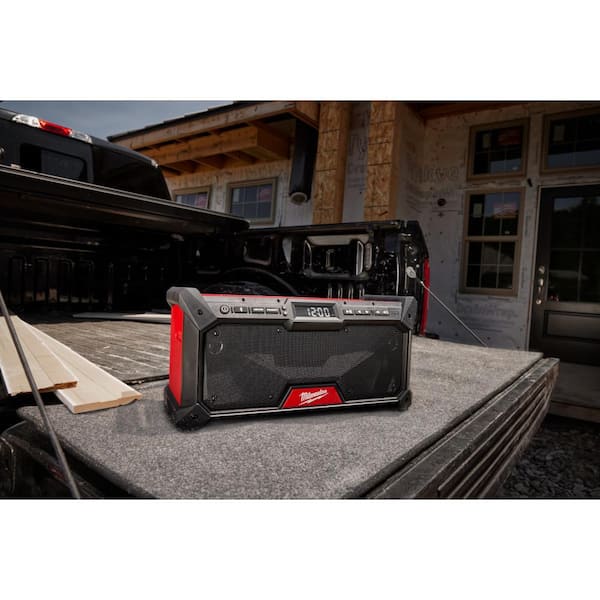 Milwaukee ラジオ 耐衝撃仕様　激レア新品未使用 新しいM18作業場ラジオ充電器 : r/MilwaukeeTool