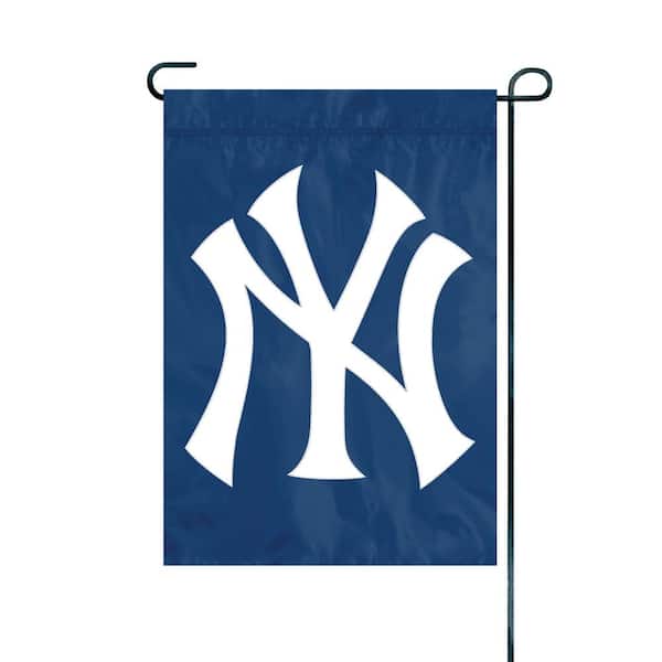 Party Animal, Inc. New York Yankees Premium Garden Flag