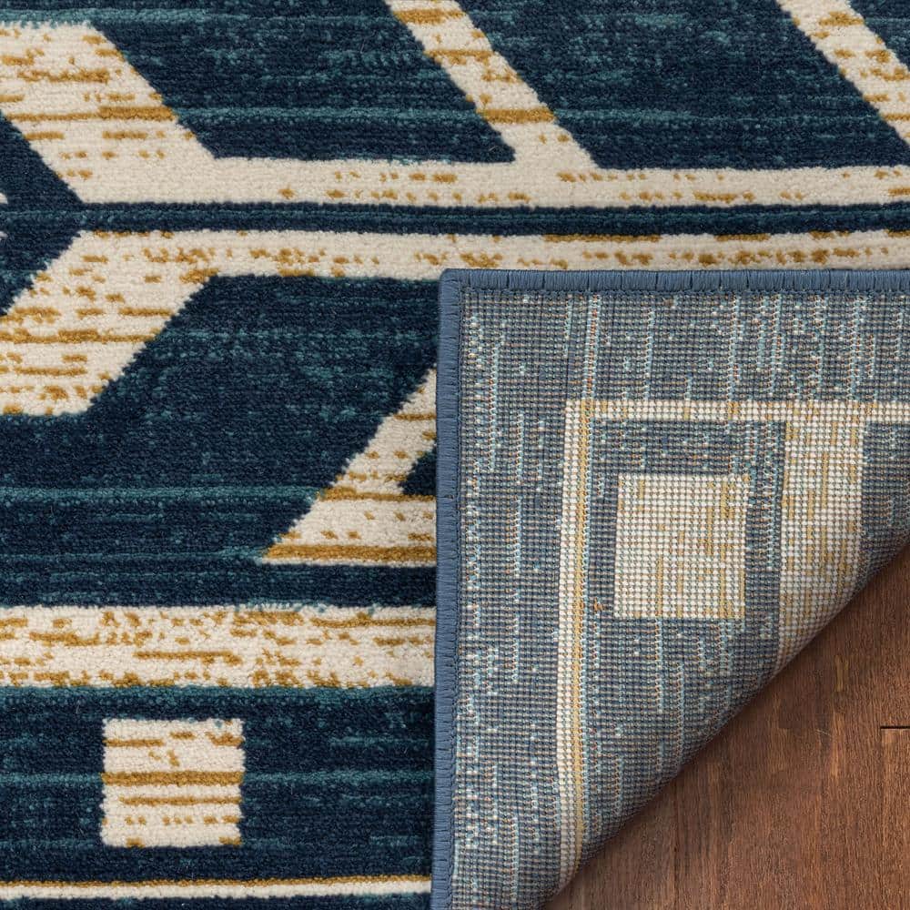 Tulsa Blue and Beige Southwestern Tribal 5' x 7' Area Rug