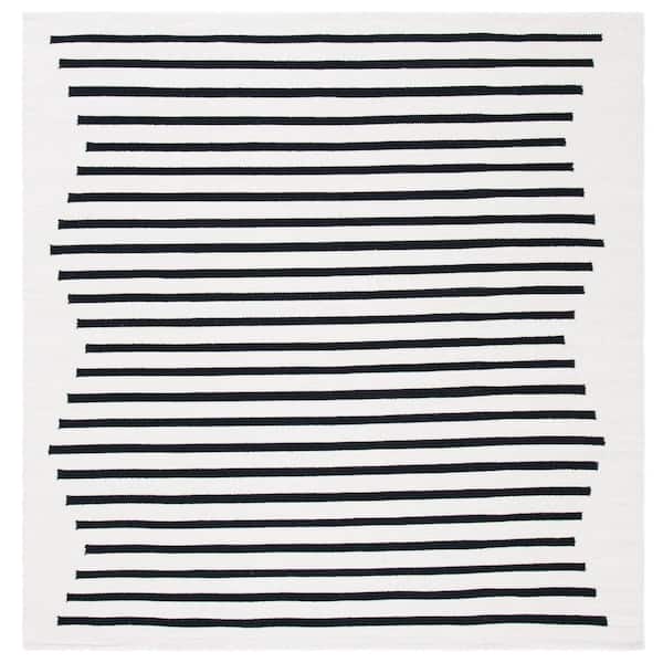 SAFAVIEH Montauk Ivory/Black 8 ft. x 8 ft. Chevron Lines Square Area Rug