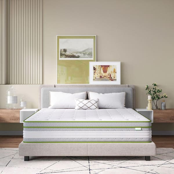 12 in. Medium Hybrid Memory Foam and Innerspring Mattress Tight Top King Size Mattress