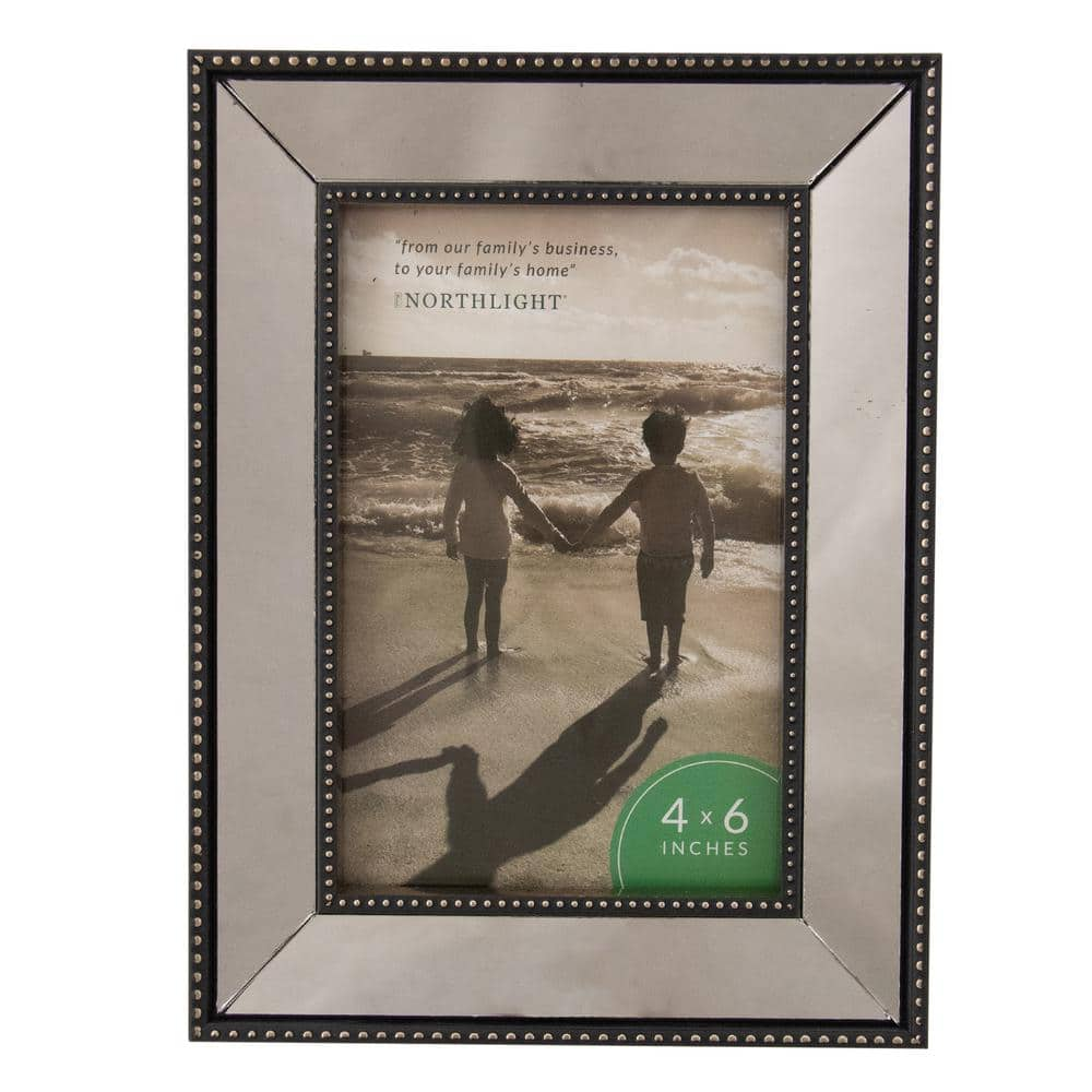 Northlight 7.75 in. Silver 4 in. x 6 in. Studded Glass Mirror Encased Photo Picture Frame