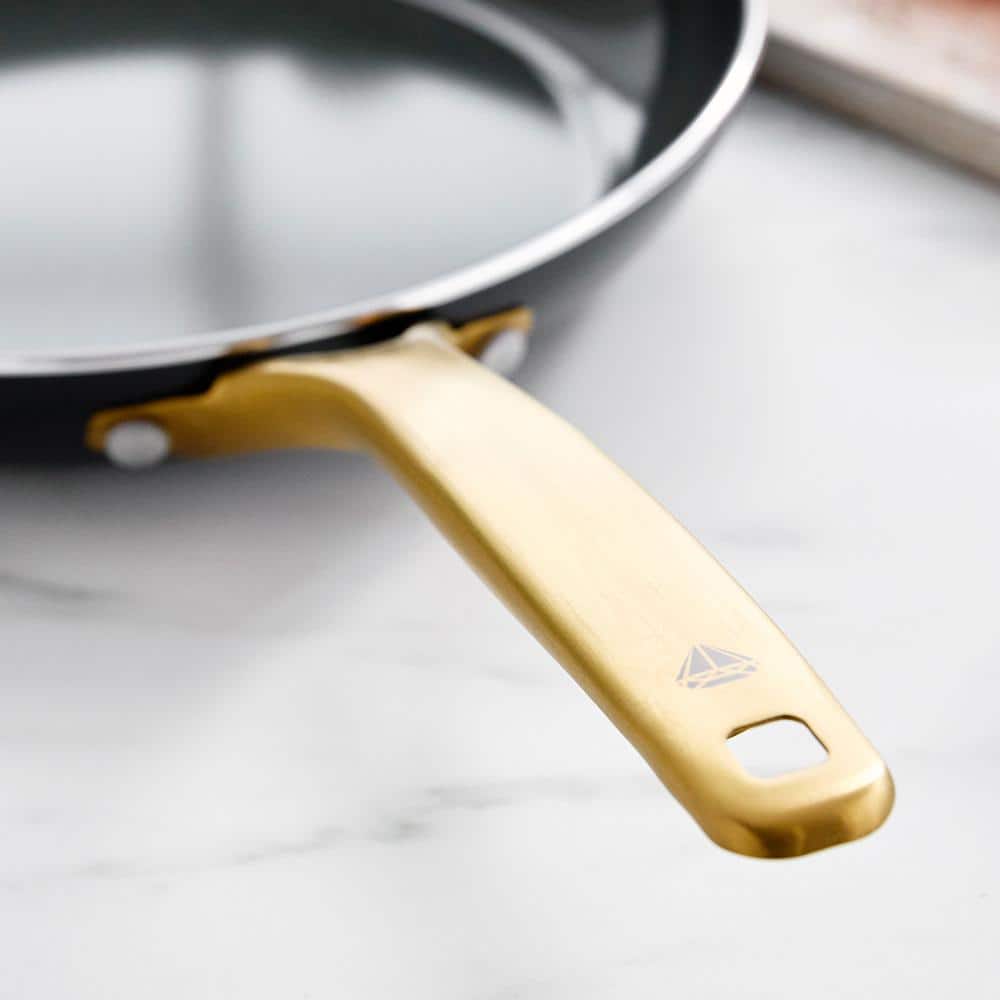 Black and Gold 14-Piece Nonstick Cookware Set with Glass Lids