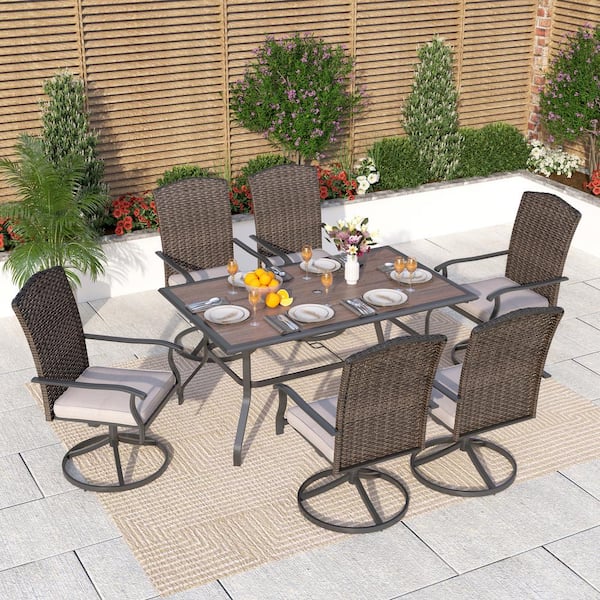 https://images.thdstatic.com/productImages/69c2de7b-d751-4ff4-a68e-1e49f5626458/svn/patio-dining-sets-thd7-103-044-64_600.jpg