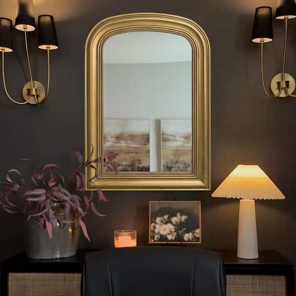 Sxiawe 23.6 in. W x 33.5 in. H Ornate Baroque Brass Classic Finely Carved Wooden Frame Arched Wall Mirror