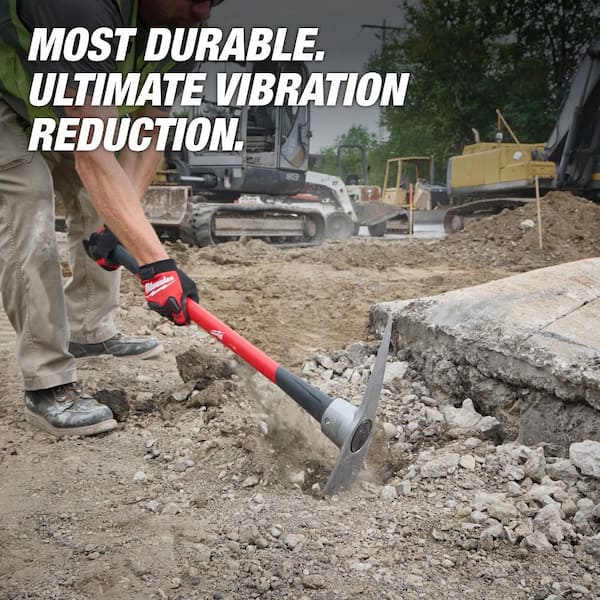 Milwaukee 5lb Pick Mattock with 36 in. Fiberglass Handle 48-22