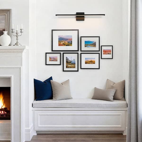 Minimalist 27.6 in. 1-Light Black LED Vanity Light Bar