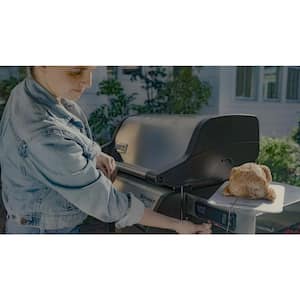 Spirit Smart SX-315 3-Burner Liquid Propane Gas Grill in Stainless Steel with Connect Smart Grilling Technology