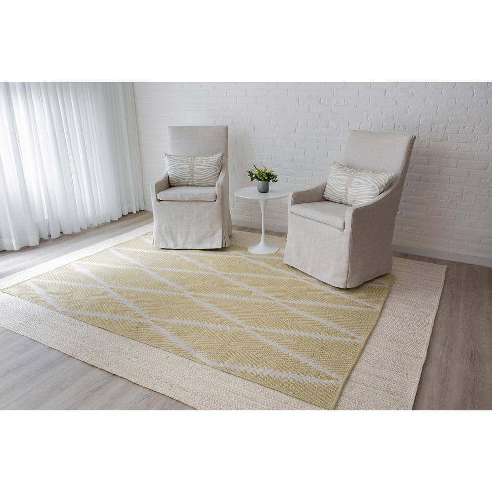 Citron Yellow Diamond Pattern Synthetic Area Rug 5' x 7'