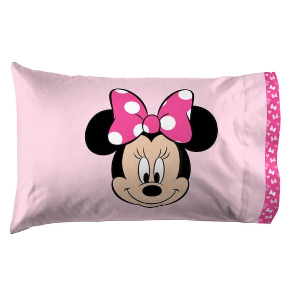 https://images.thdstatic.com/productImages/6a190fe7-54e5-46a7-ba85-83575c9893b4/svn/minnie-mouse-kids-bedding-sets-jf40444epcd-1f_600.jpg