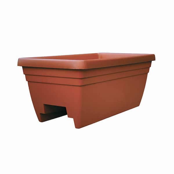 Southern Patio Sonoma Extra Large 23.8 in. x 11.9 in. 25 Qt. Terracotta Resin Deck Rail Outdoor Planter
