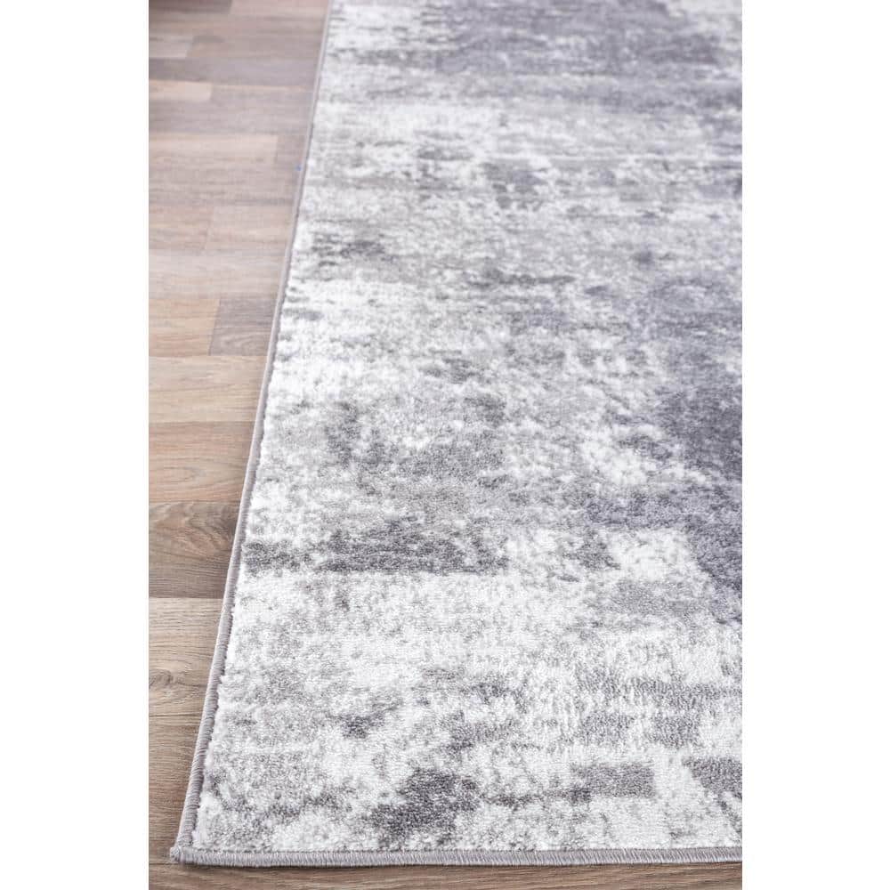 Gray Abstract 5' x 7' Stain-Resistant Synthetic Area Rug