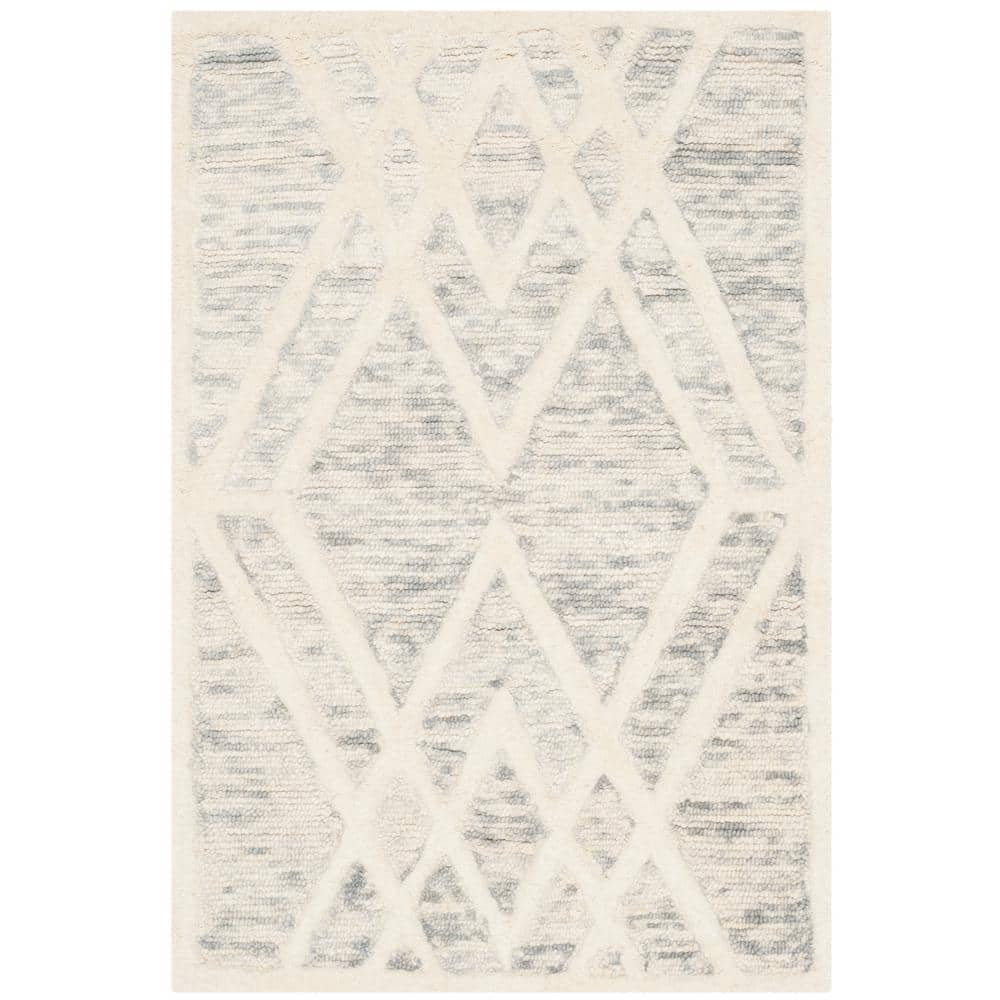 Elegant Grey Ivory Wool Tufted Rectangular Accent Rug
