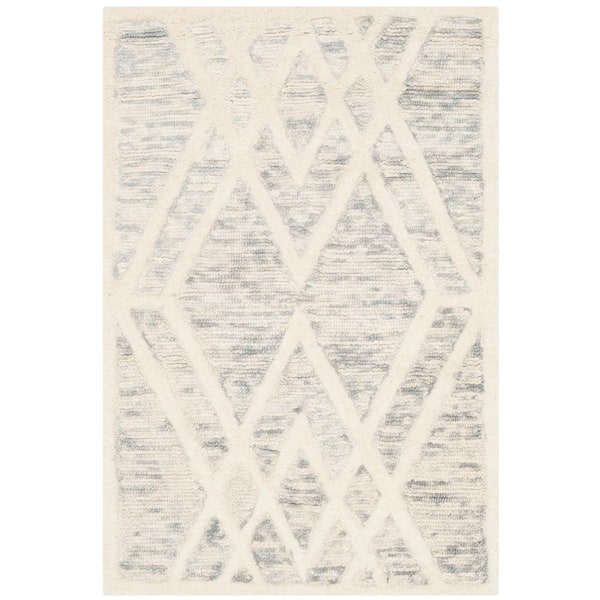 SAFAVIEH Cambridge Gray/Ivory Doormat 2 ft. x 3 ft. Geometric Area Rug