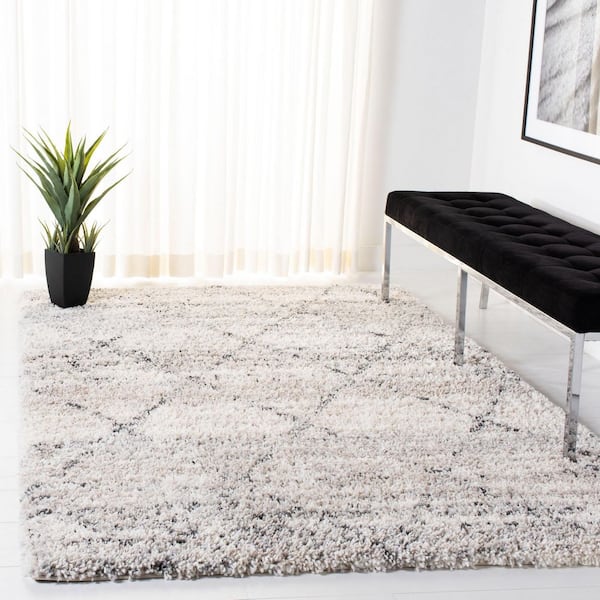 Fontana Shag Gray/Ivory 11 ft. x 11 ft. Diamond Distressed Square Area Rug