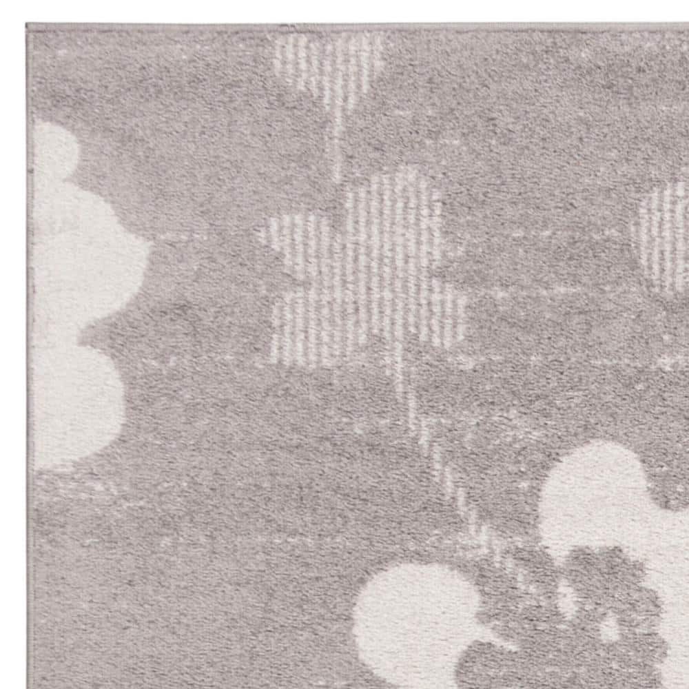 Silver Ivory 9' Square Reversible Synthetic Area Rug