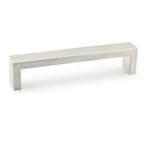 Williamsburg Collection 5 1/16 in. (128 mm) Stainless Steel Modern Cabinet Bar Pull