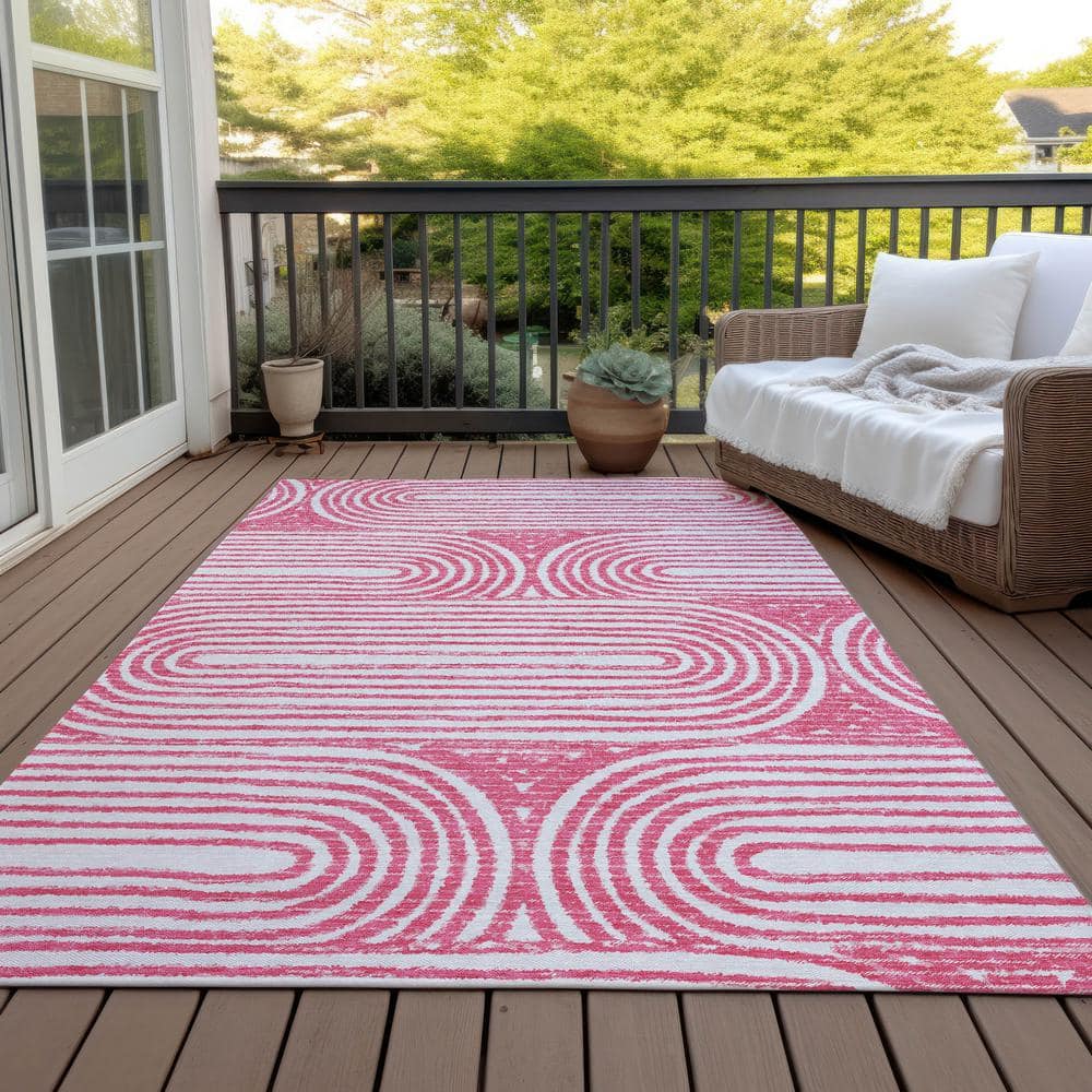 Blush Geometric Synthetic Reversible 3' x 5' Area Rug